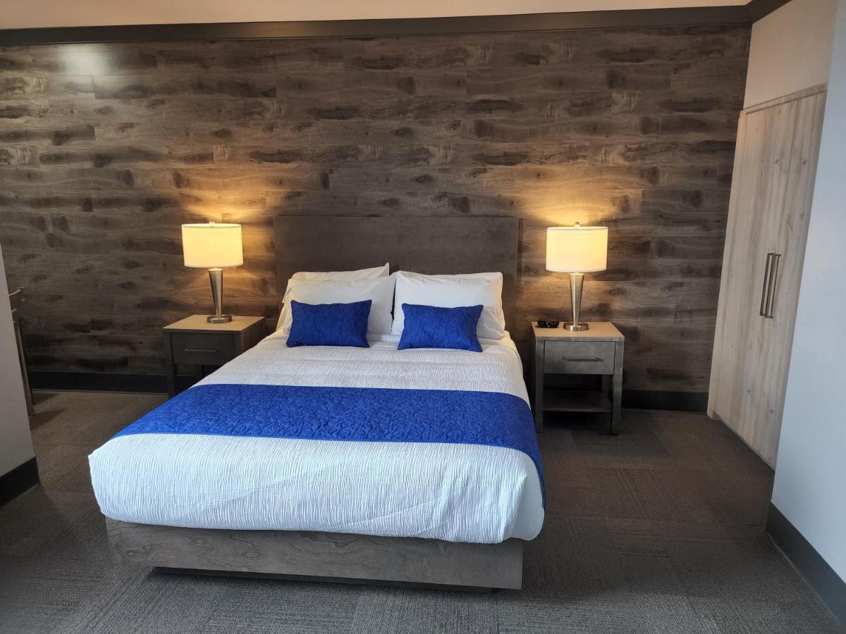 Razoolies Inn Stephenville Habitación foto