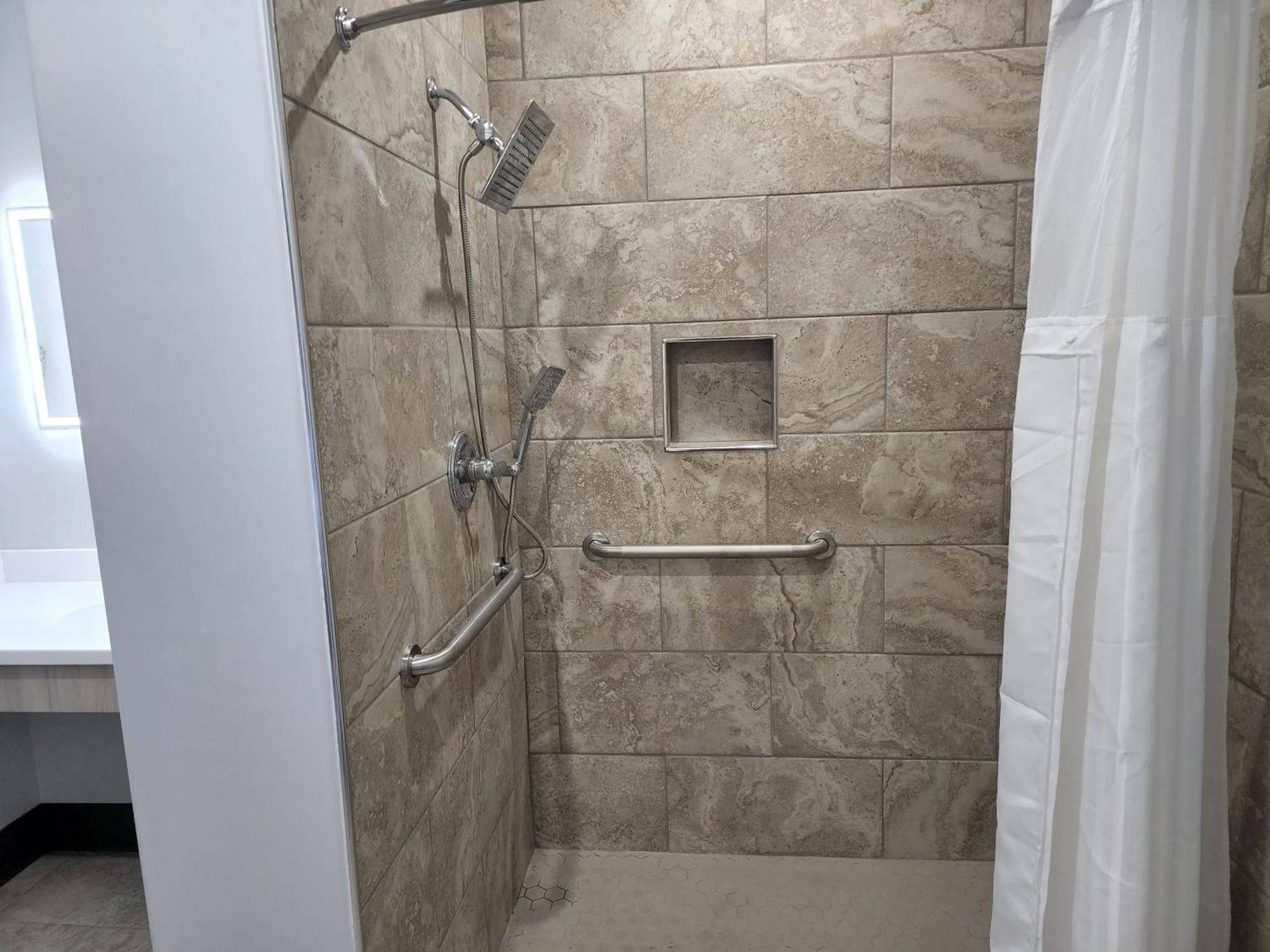 Razoolies Inn Stephenville Habitación foto